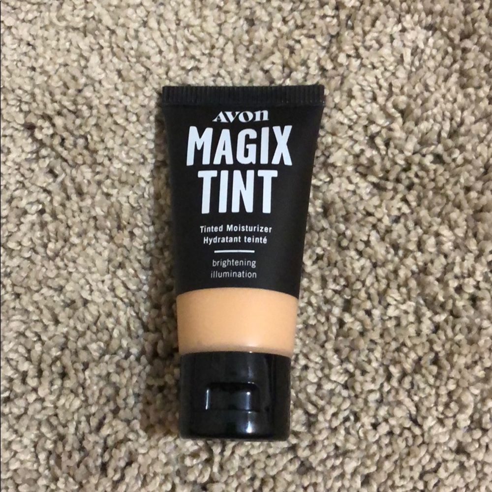 Avon Magix Tint - Light - NEW